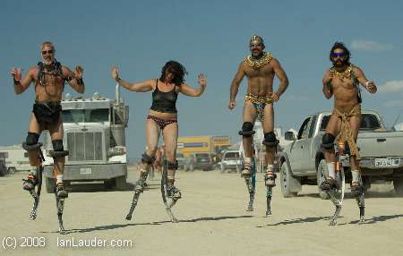 Some peeps rhaving a good summer