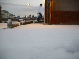 vid of me bouncing in snow 